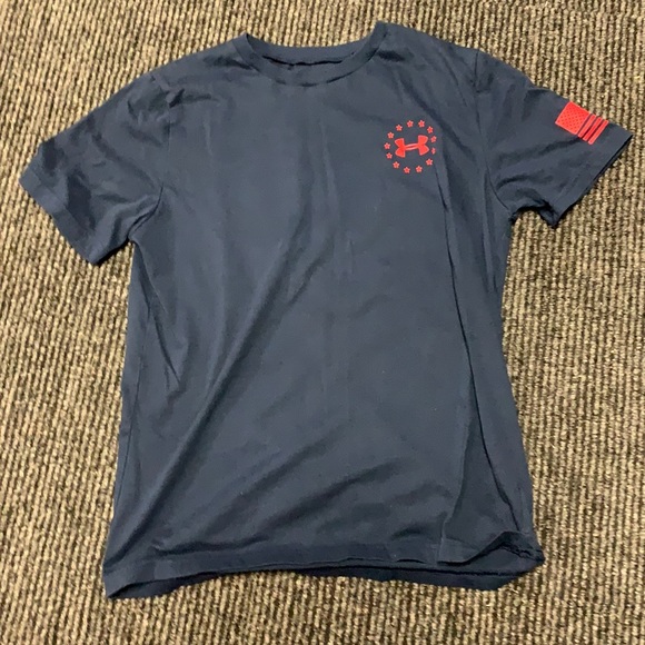 Under Armour Other - Youth XL under armor T-shirt.